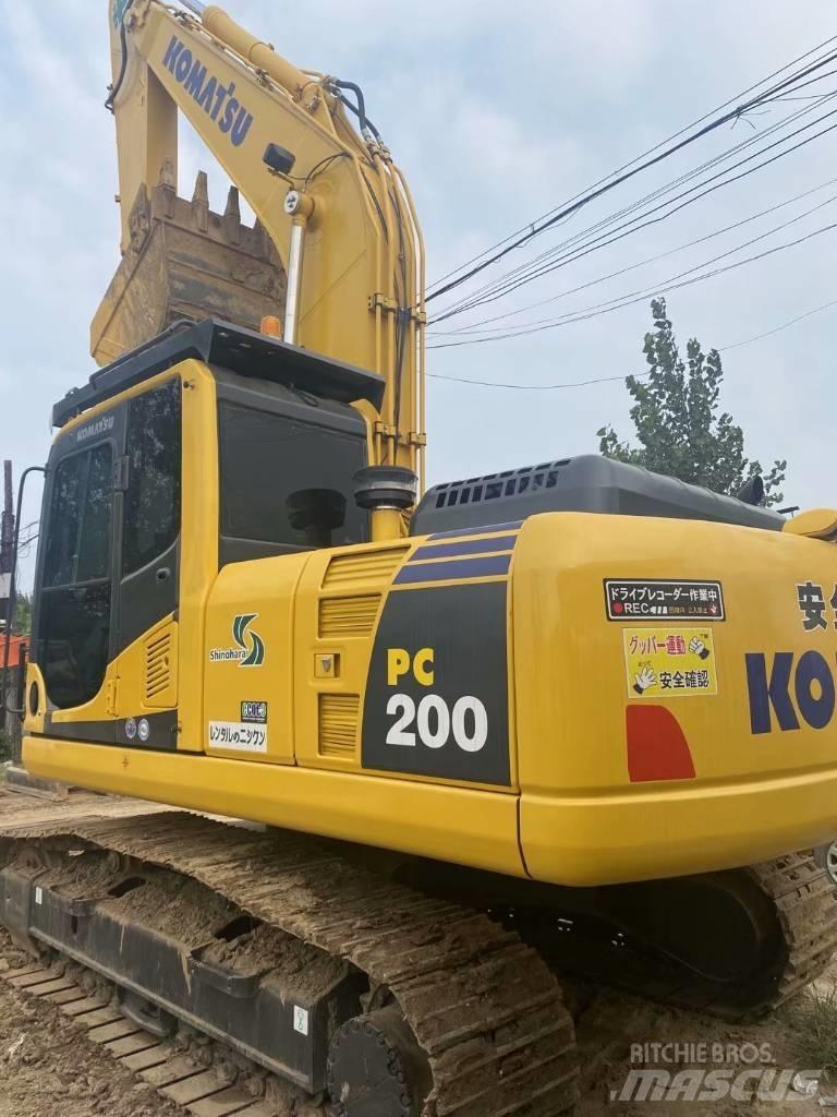 Komatsu pc200-8 Bageri gusjeničari