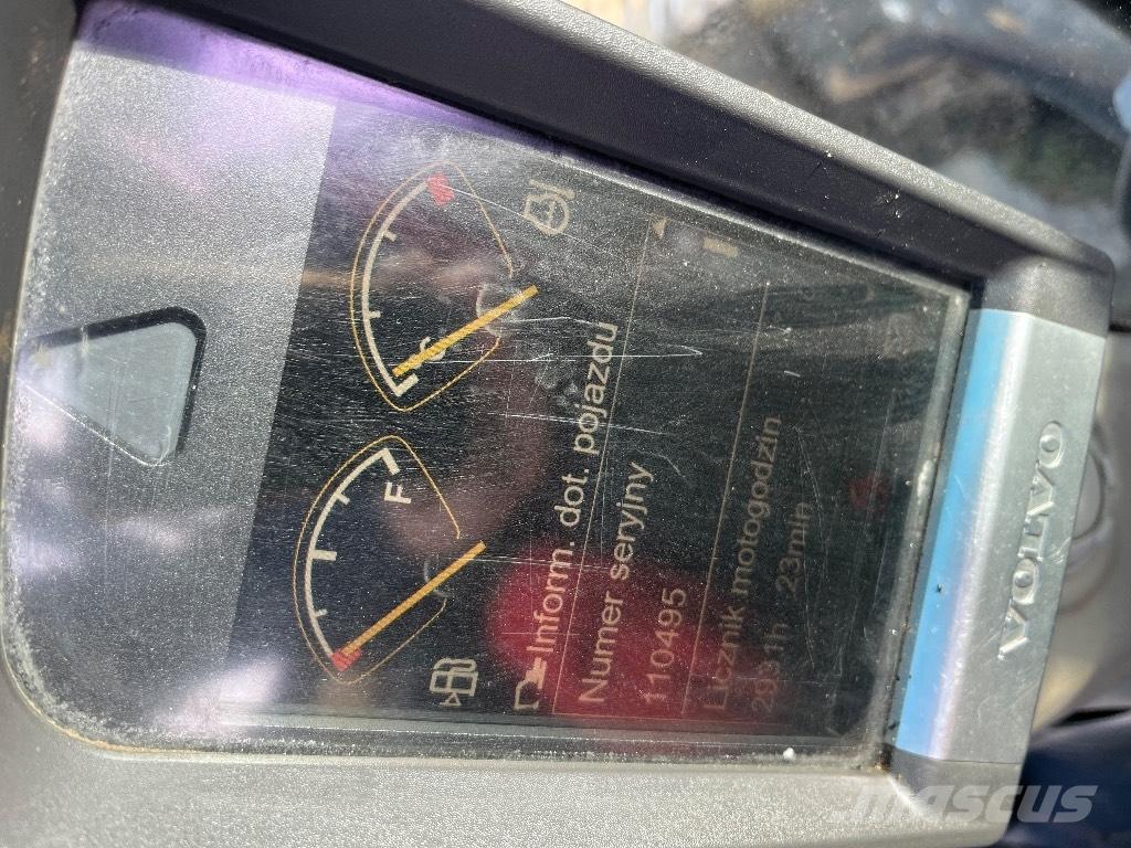 Volvo EC 240 C L Bageri gusjeničari