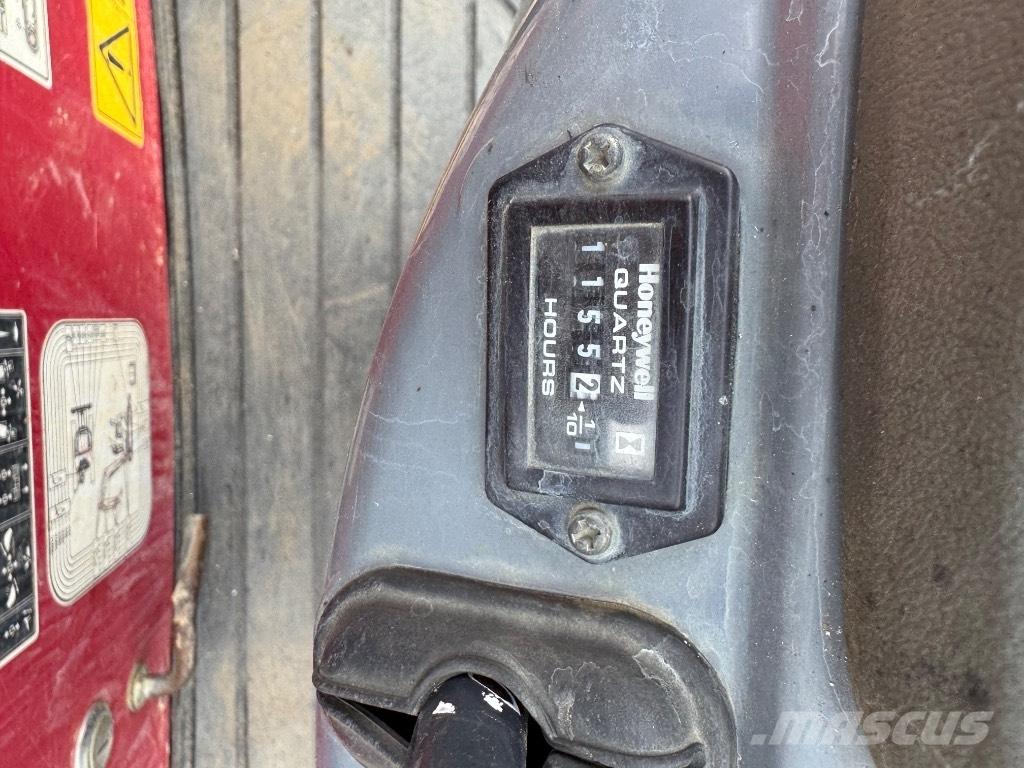 Yanmar SV08 (1D477) Mini bageri <7t