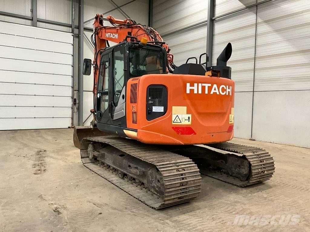 Hitachi ZX 135 US-6 Bageri gusjeničari