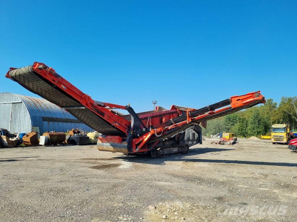 Sandvik QE 441 Mobilna sita