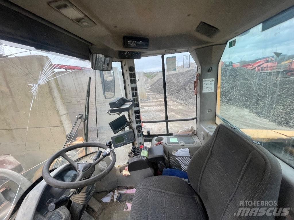 Volvo L 180 F Utovarivači na kotačima