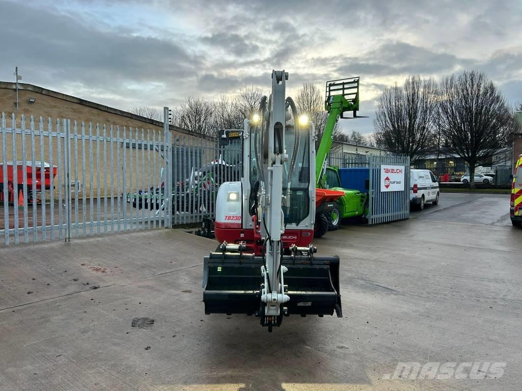 Takeuchi TB 230 Mini bageri <7t