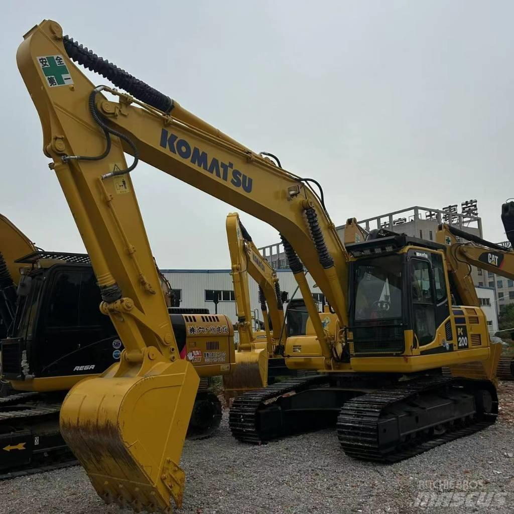 Komatsu 200-8 Bageri gusjeničari