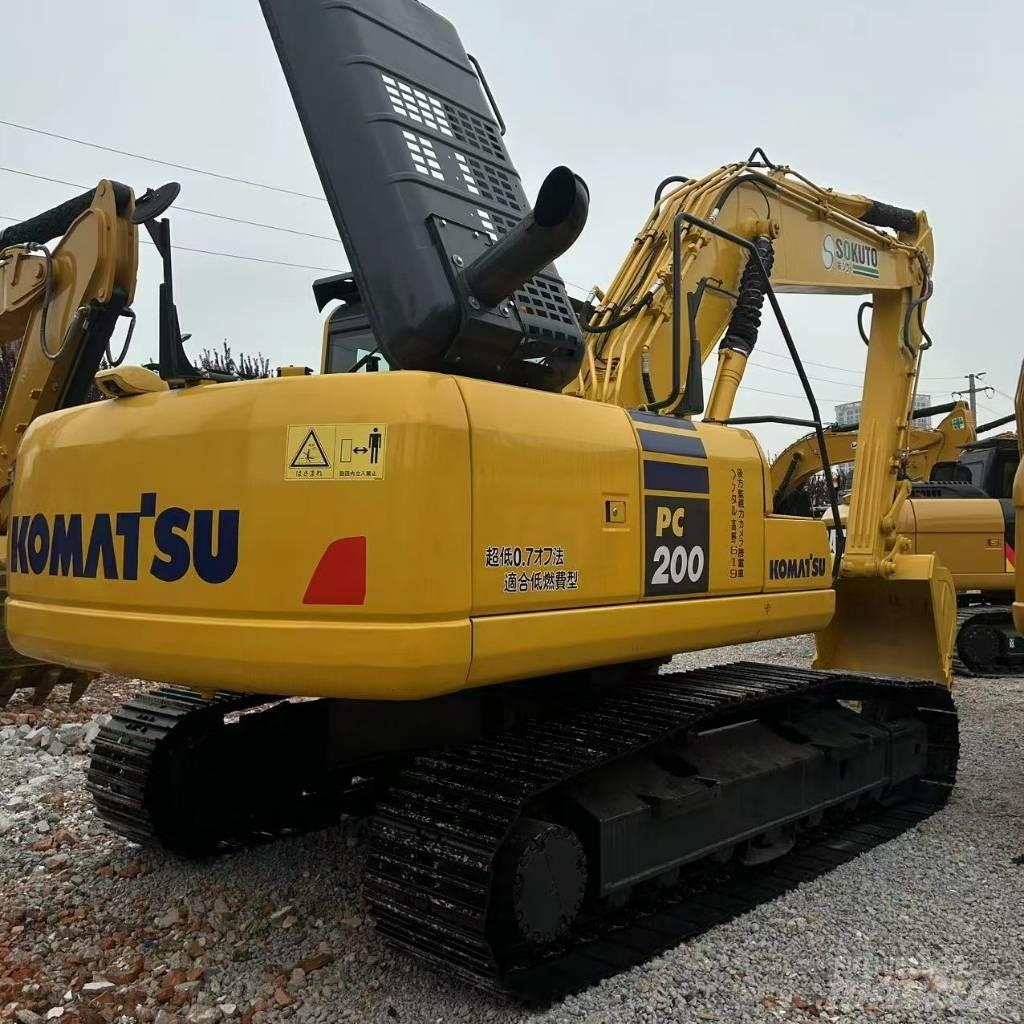 Komatsu 200-8 Bageri gusjeničari