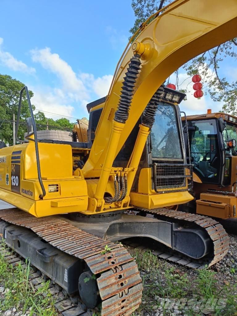 Komatsu PC 130-7 Bageri gusjeničari