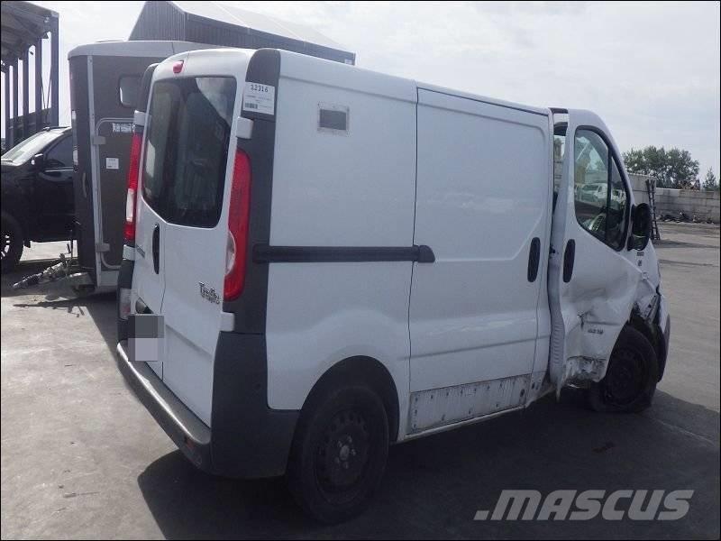 Renault Trafic 2 Sanduk kombiji