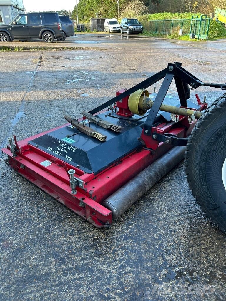 Progressive SDR-90 Priključne i vučne kosilice