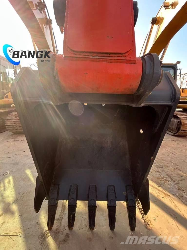 Hitachi ZX 240 Bageri gusjeničari