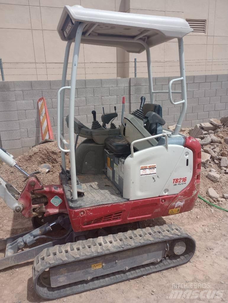 Takeuchi TB216RA Oprema i rezervni dijelovi za bušenje