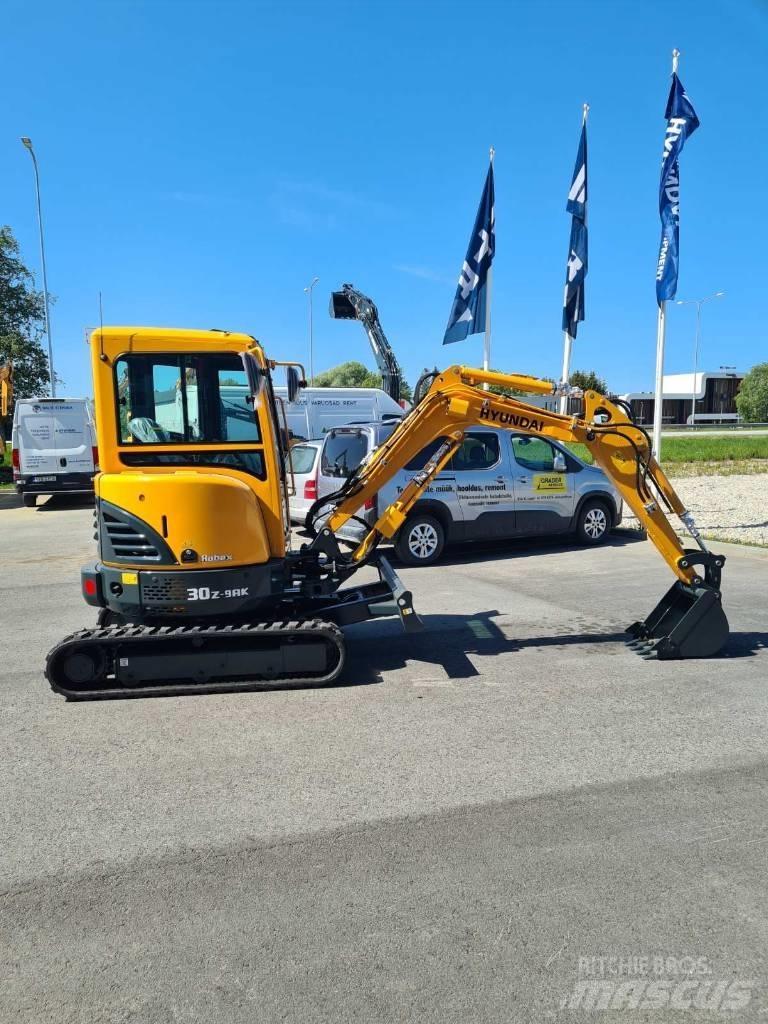 Hyundai R30Z-9AK Mini bageri <7t