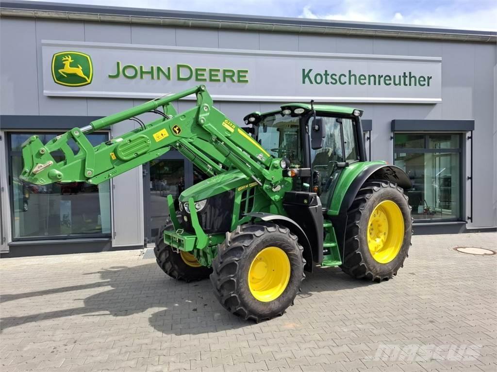John Deere 6120M Traktori