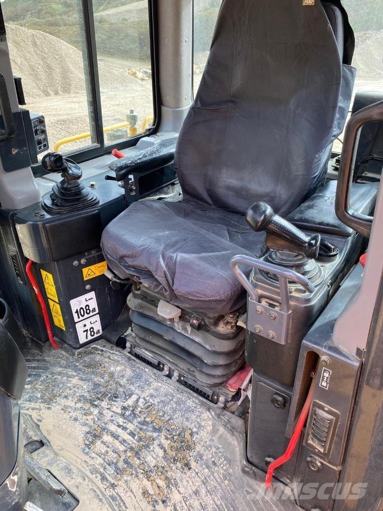 Komatsu DX65PXi-18 Buldožeri gusjeničari