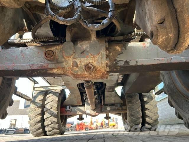 JCB JS 150 W Bageri na kotačima