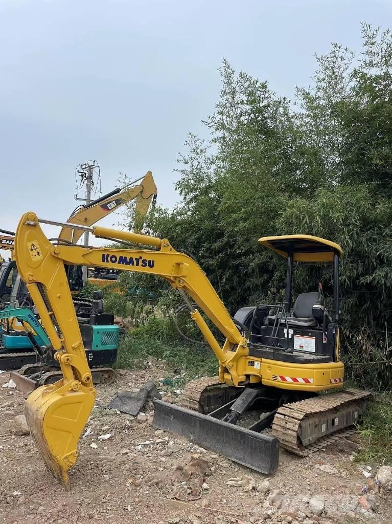 Komatsu PC35 Mini bageri <7t