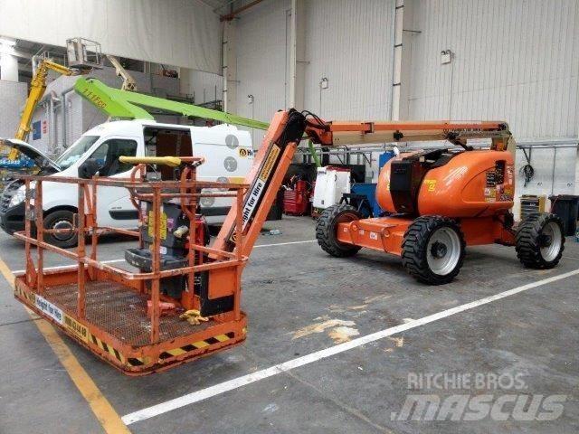 JLG 600AJ Zglobne podizne platforme