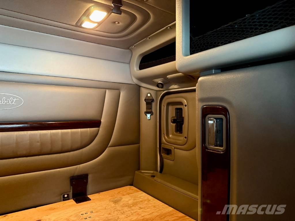 Peterbilt 389 PRIDE Traktorske jedinice