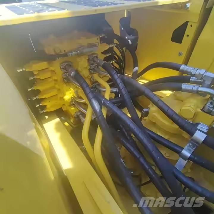 Komatsu PC 270 Bageri gusjeničari