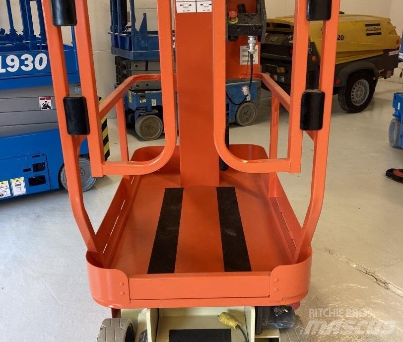 JLG 1230 ES Vertikalne radne podizne platforme