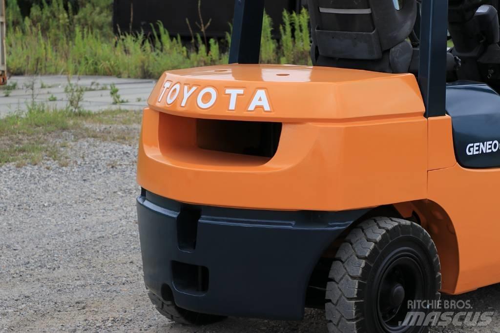 Toyota 7 FD 30 Dizelski viličari