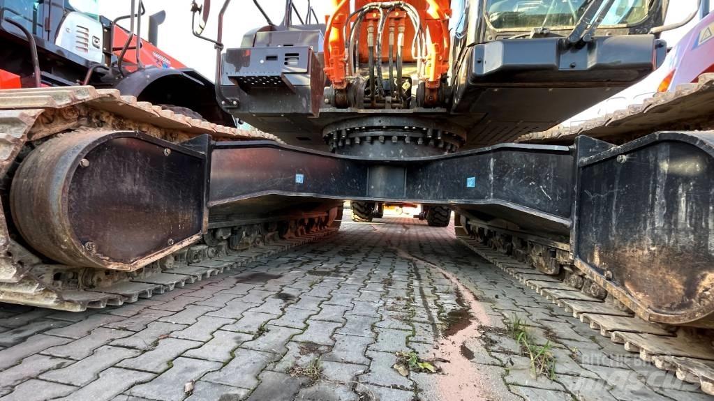 Hitachi ZX300LC-7 Bageri gusjeničari