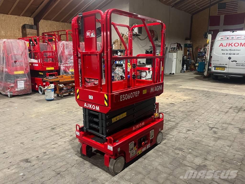 Magni ES 0607 DC Škaraste platforme