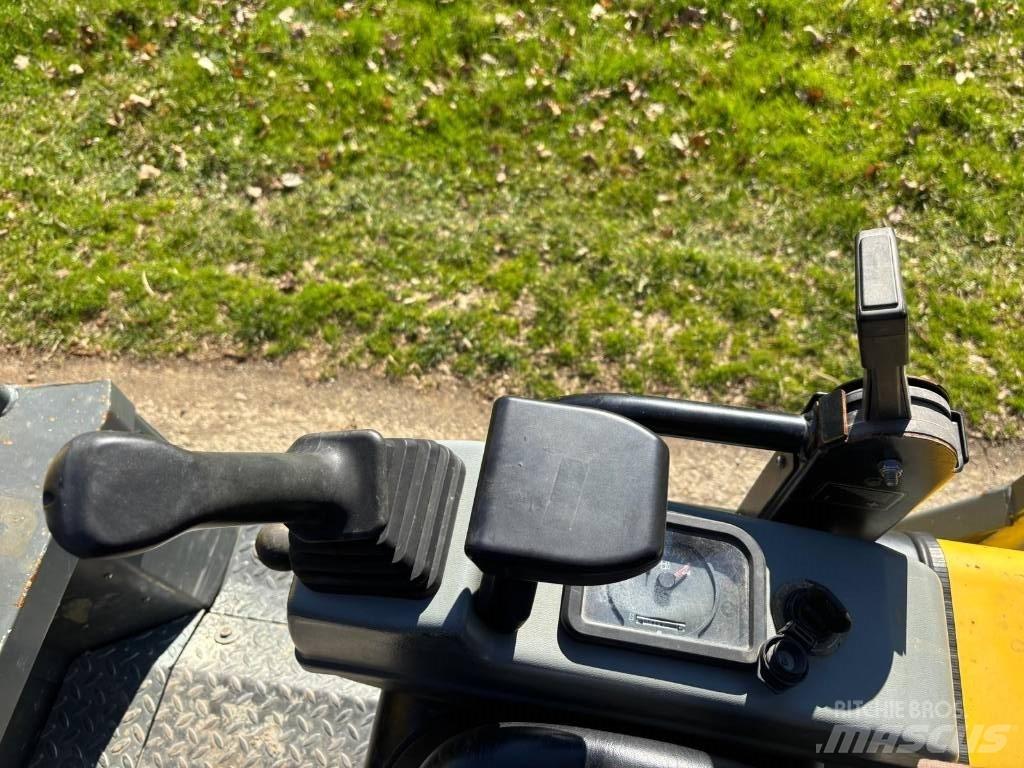 Wacker Neuson DT 23 Demperi na gusjenice