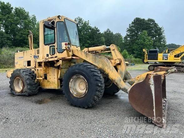 Komatsu WA 320-1 Utovarivači na kotačima