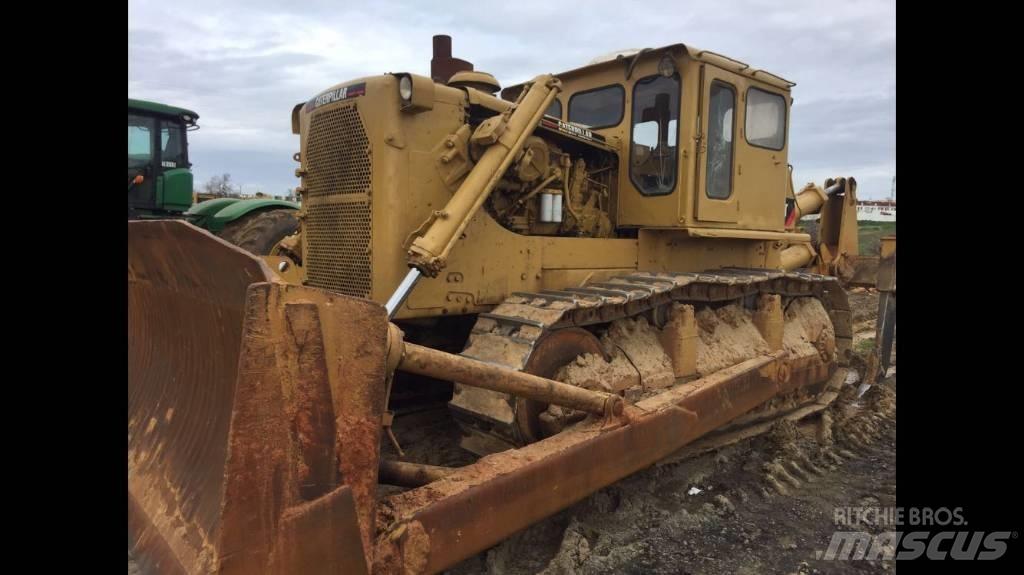CAT D 9 G Buldožeri gusjeničari