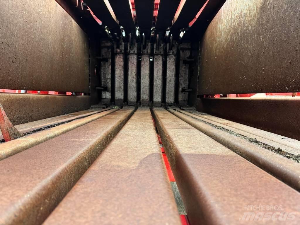 Massey Ferguson 187 Balirke za kockaste bale