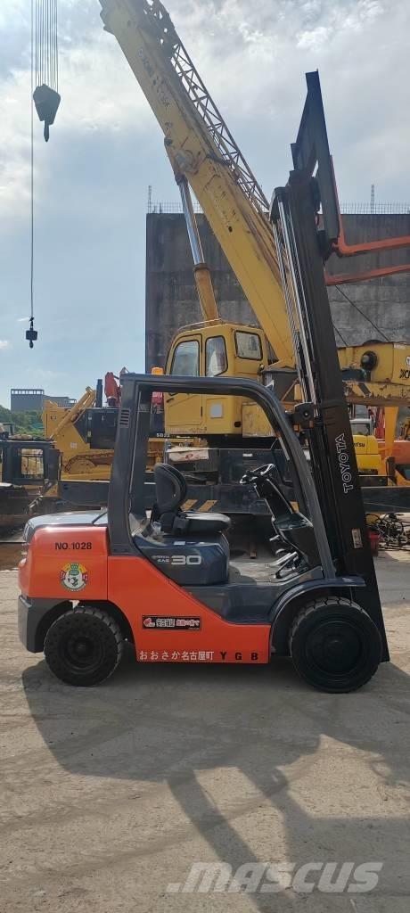 Toyota FD 30 Dizelski viličari