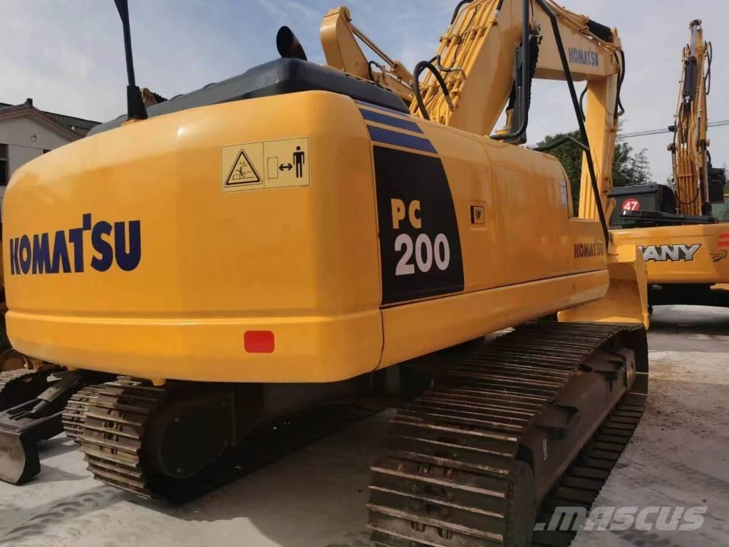 Komatsu PC 200-8 Bageri gusjeničari