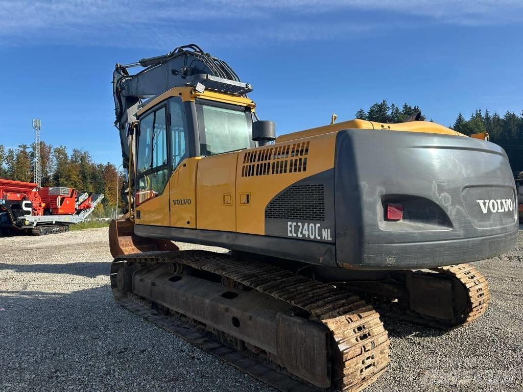 Volvo EC 240 C N L Bageri gusjeničari