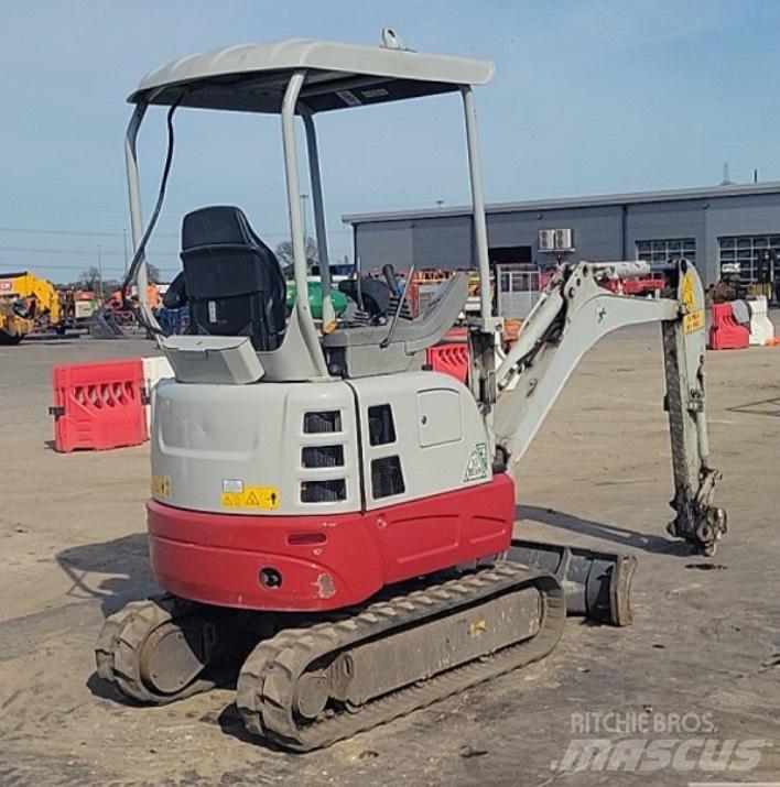 Takeuchi TB 217 R Mini bageri <7t