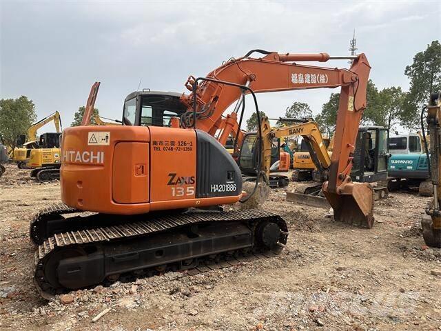 Hitachi ZX138 Bageri gusjeničari