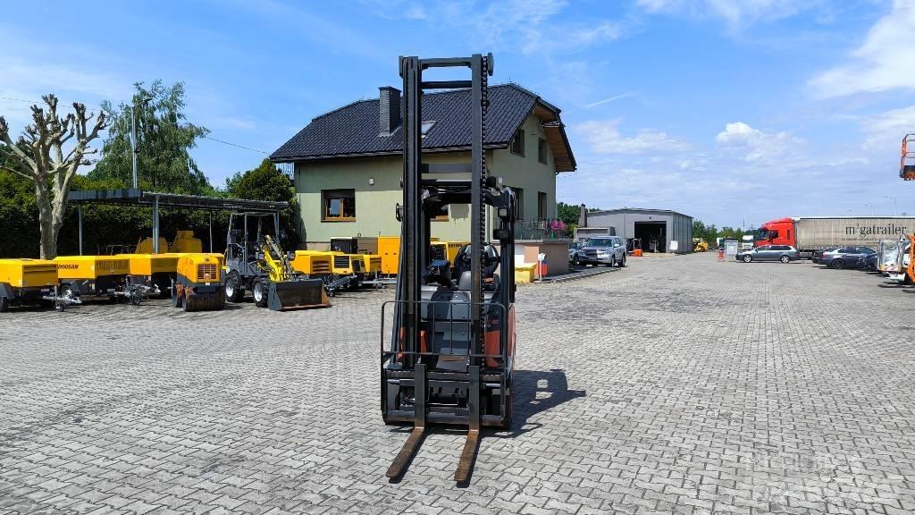 Linde E16-02 Električni viličari