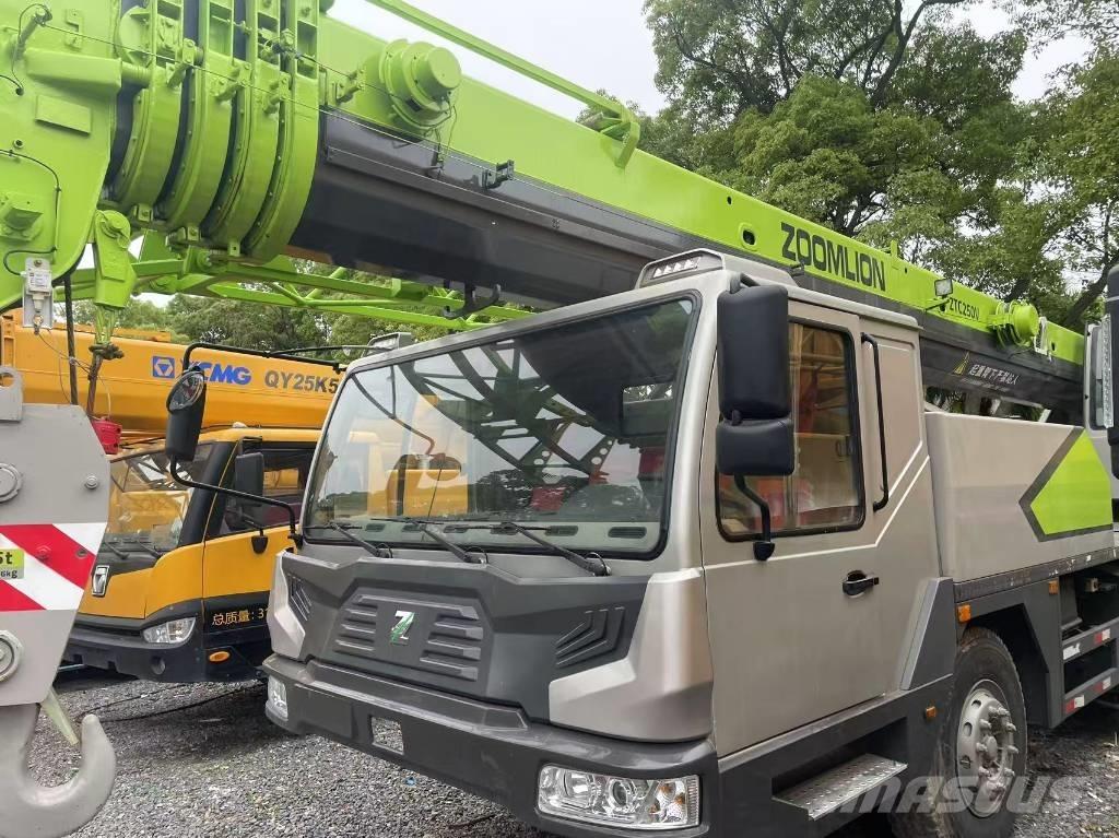 Zoomlion 25 Ton Rabljene dizalice za težak teren