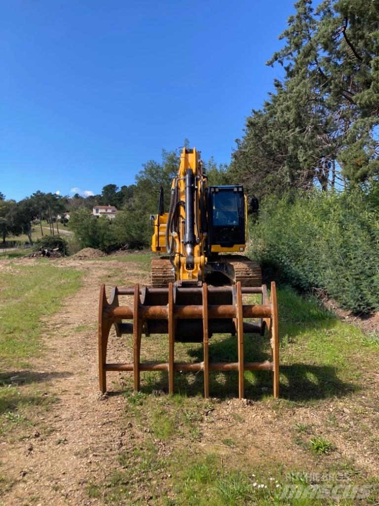 JCB JS 220 X Bageri gusjeničari