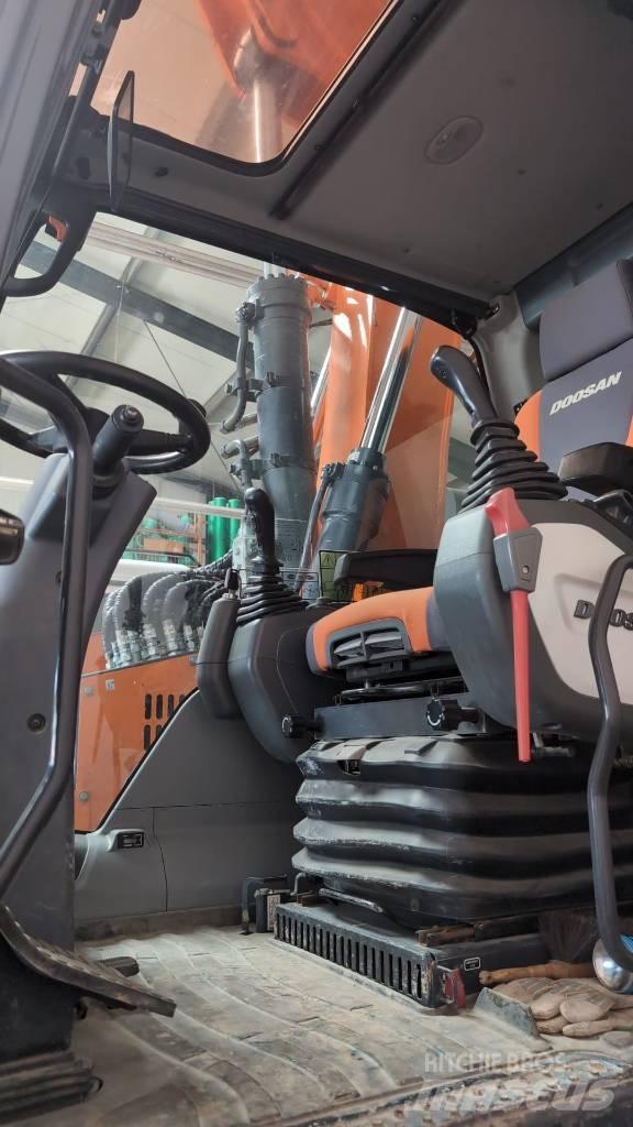 Doosan DX 165 W Bageri na kotačima