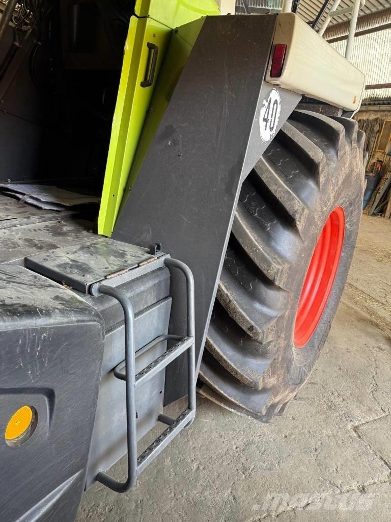 CLAAS Jaguar 900 Strojevi za krmu na vlastiti pogon