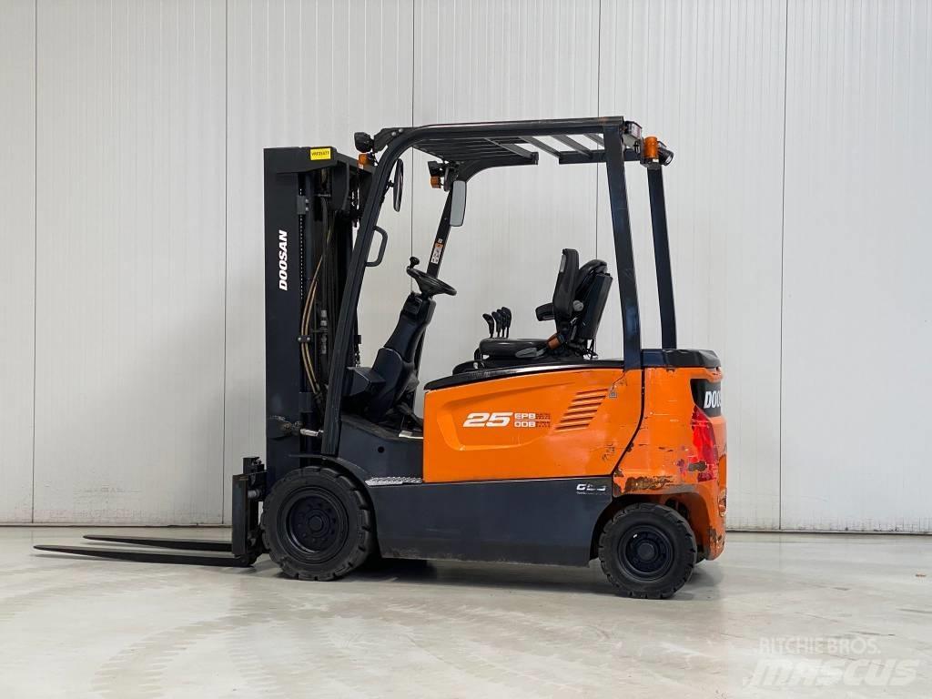 Doosan B25X-7 Električni viličari
