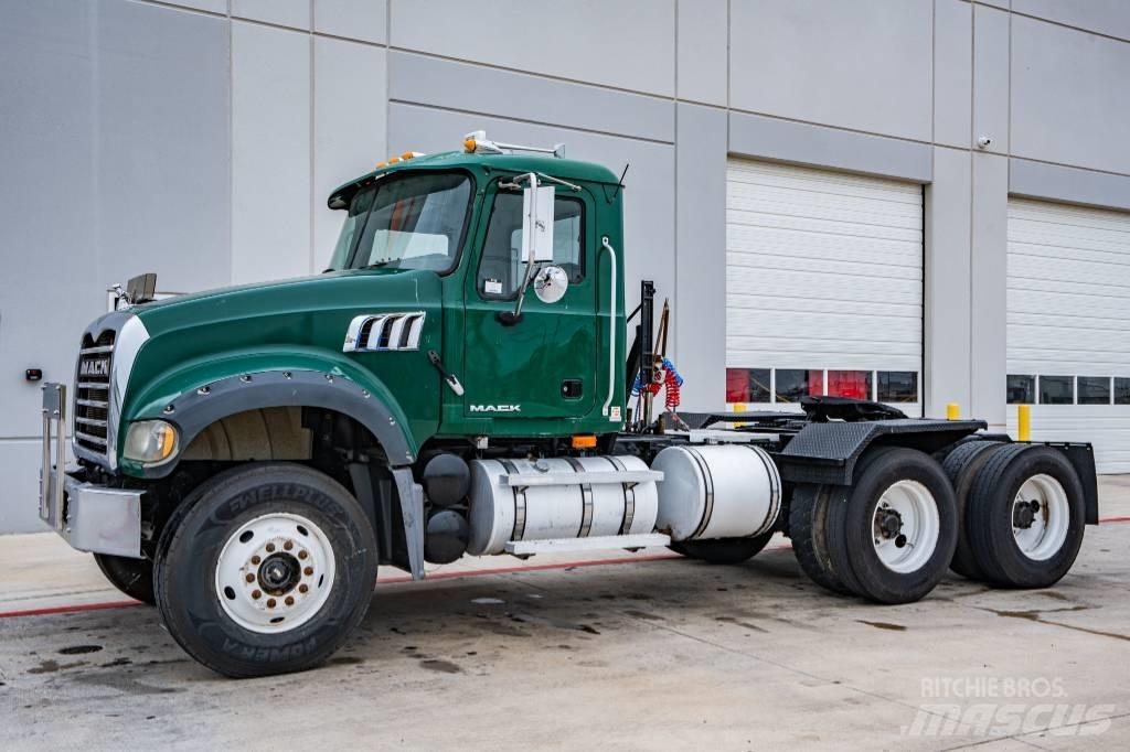 Mack Granite Traktorske jedinice