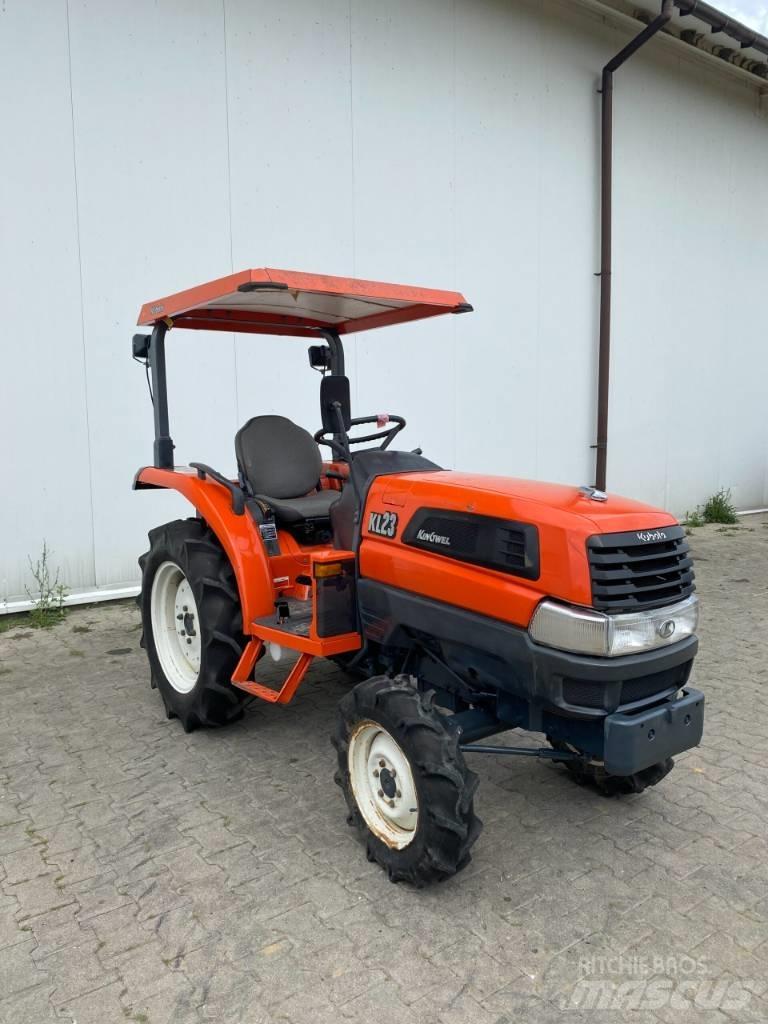 Kubota KL23 Kompaktni (mali) traktori