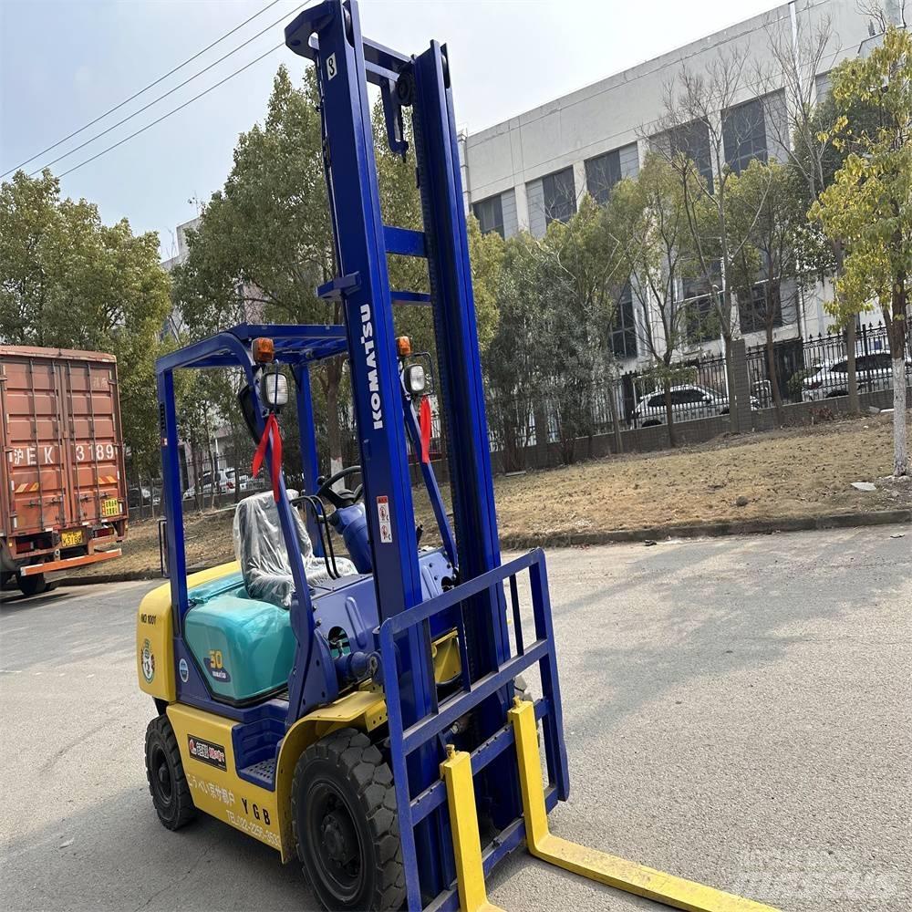 Komatsu FD30-14 Dizelski viličari