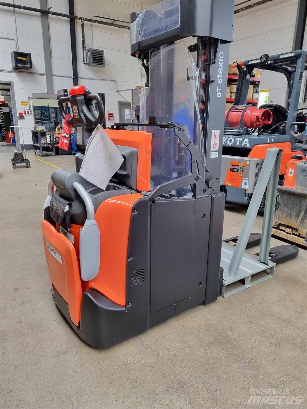 Toyota BT SPE160L Ručni električni viličar