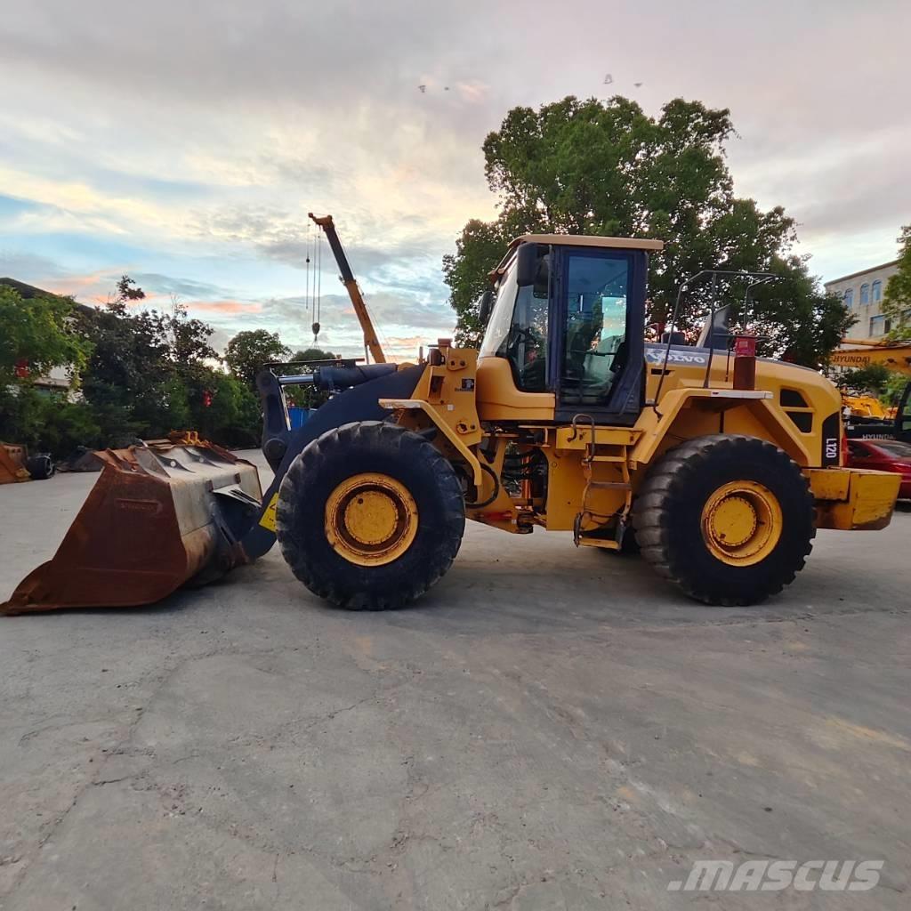Volvo L 120 Utovarivači na kotačima