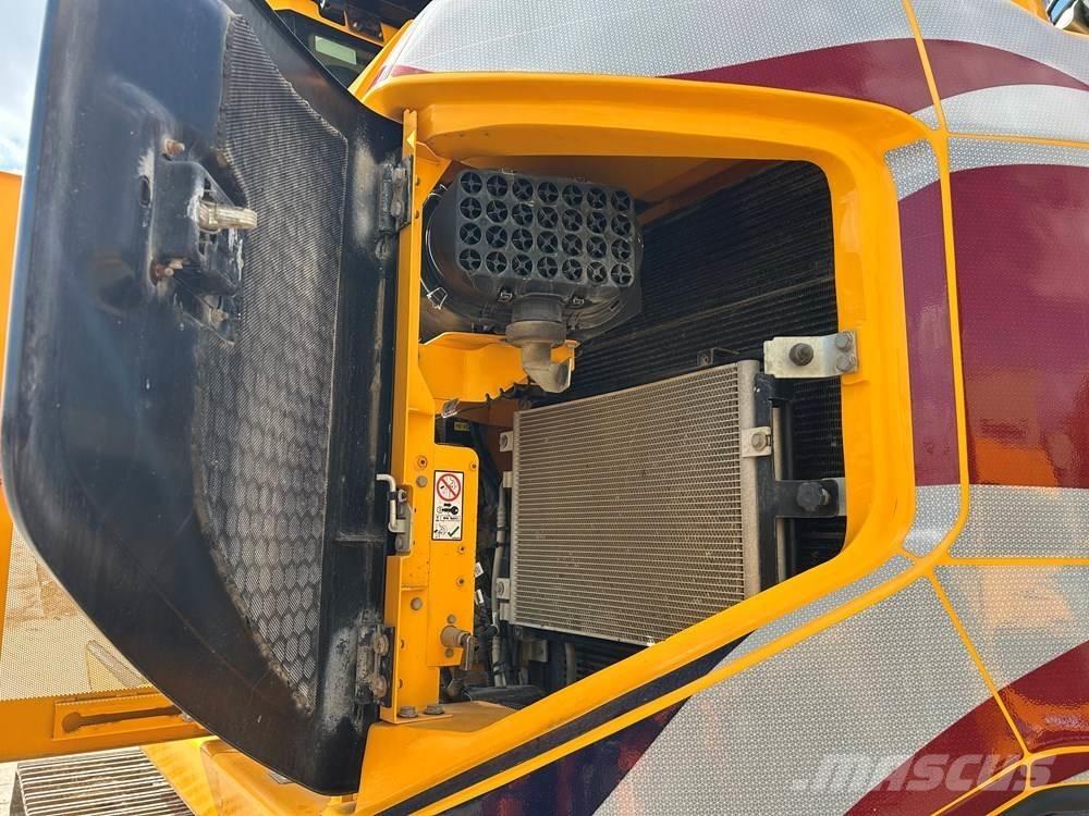 JCB 245XR Bageri gusjeničari