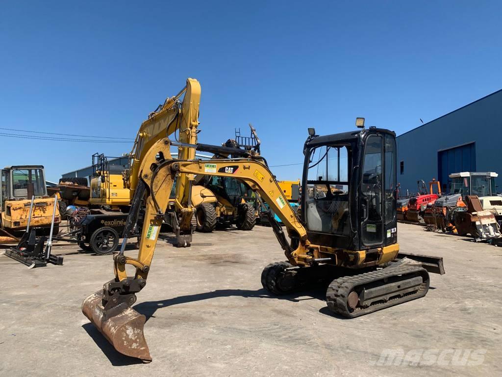 CAT 302.7 CR Mini bageri <7t