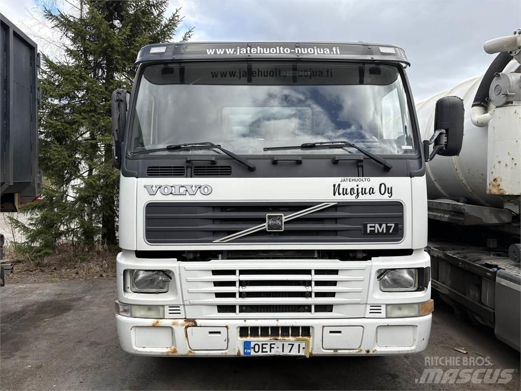 Volvo FM7 Demontažnii kamioni za podizanje kabela