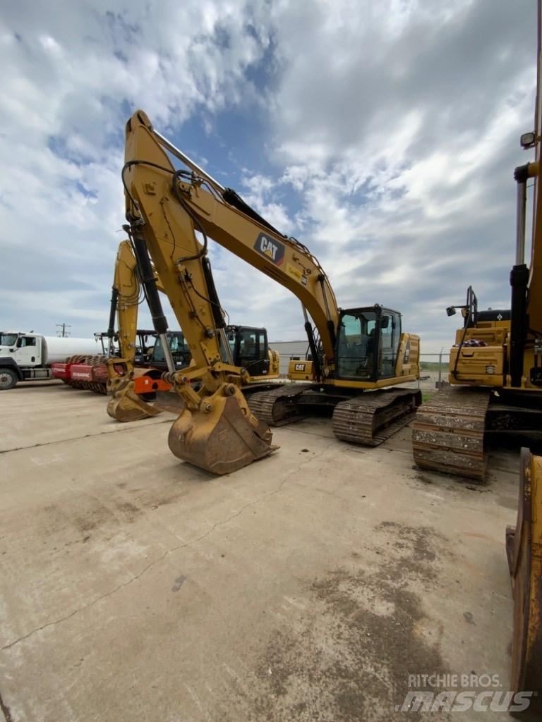CAT 323 Bageri gusjeničari